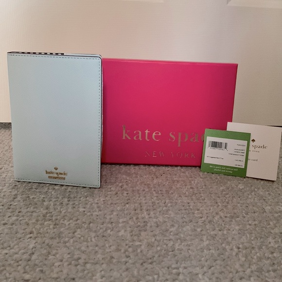 kate spade Accessories Nwt Kate Spade Travel Passport Holder Islndwatrs463 Comes In Box